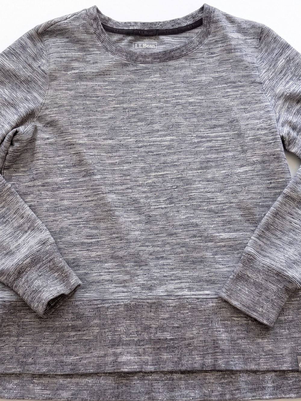 L.L.Bean Women's Cozy Split-Hem Sweatshirt Small Gray Long Sleeve Soft Pullover